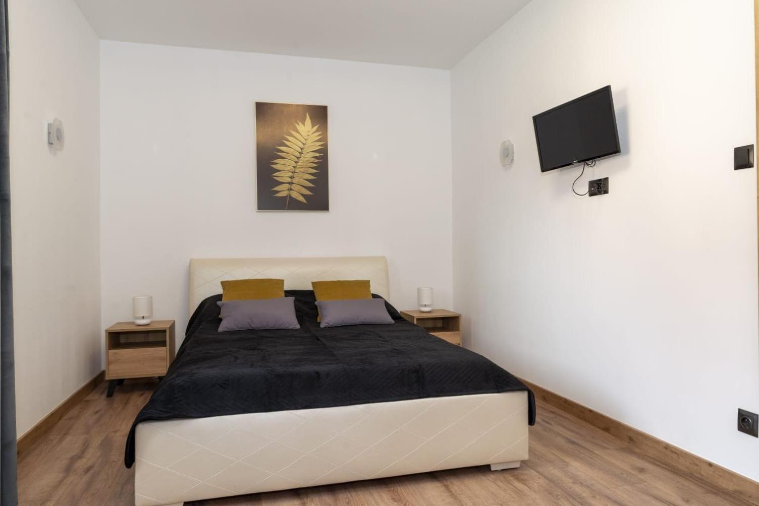 M&K Apartament Строне-Слёнске Экстерьер фото